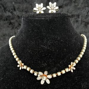 Vintage 1950/60 White Milk Glass and Rhinestone Necklace and Earring Set.